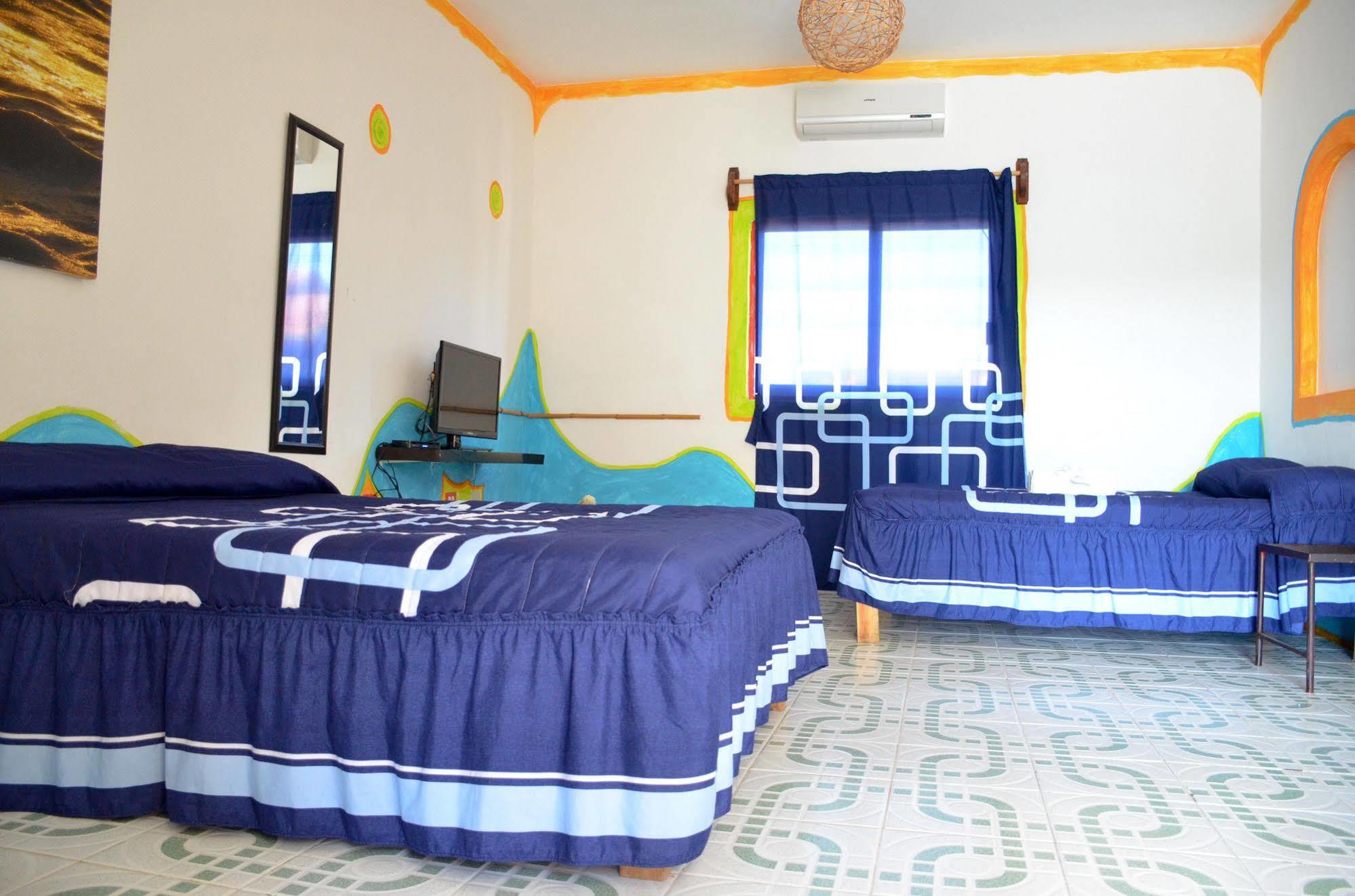 Adventure Experience Hotel 신데 델 카르멘 외부 사진